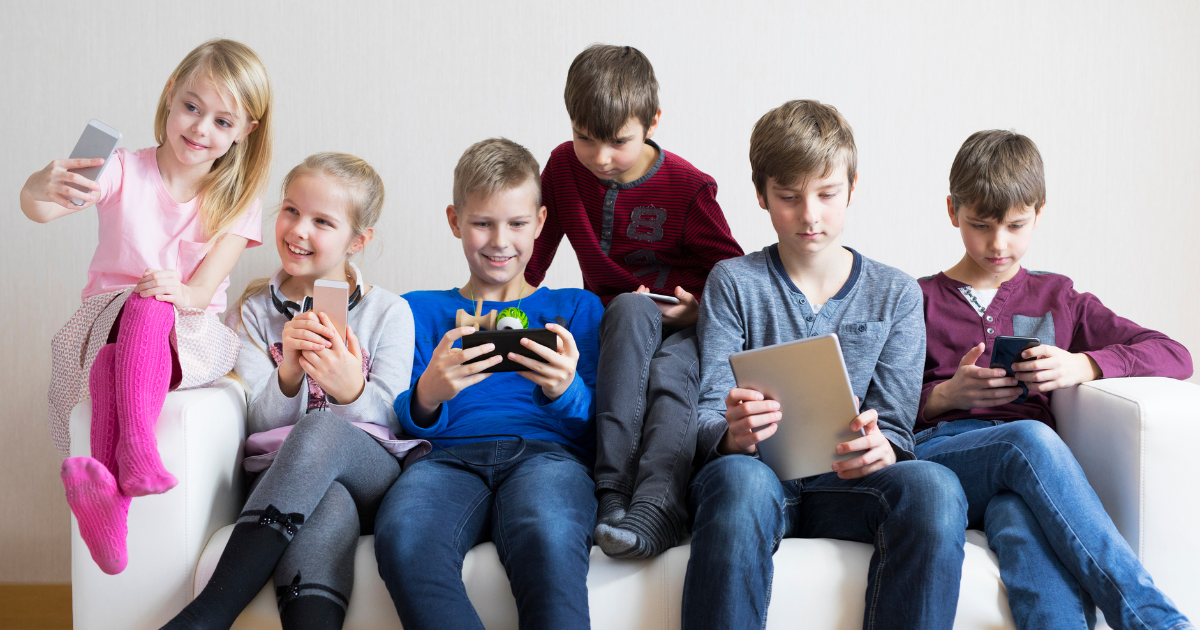 Los niños que hayan abusado de las tecnologías en vacaciones requieren una adaptación paulatina